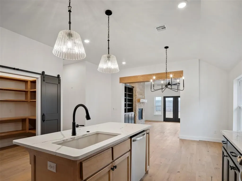 Photo 9 — 16313 Blackberry Farm Road, Oklahoma City, OK 73013