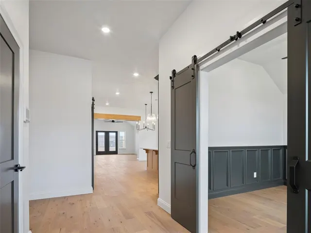 Photo 5 — 16313 Blackberry Farm Road, Oklahoma City, OK 73013