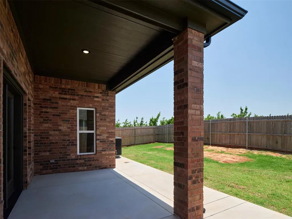 Photo 29 — 16313 Blackberry Farm Road, Oklahoma City, OK 73013