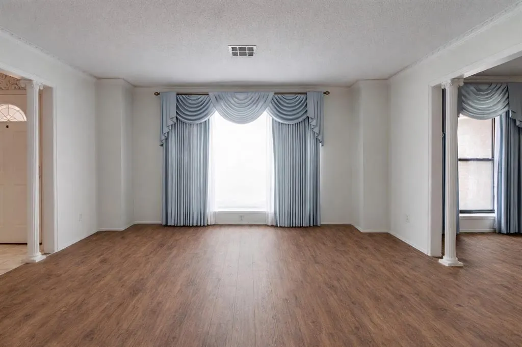 Photo 4 — 2325 NW 112th Terrace, Oklahoma City, OK 73120