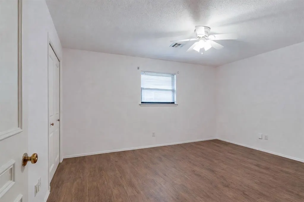 Photo 17 — 2325 NW 112th Terrace, Oklahoma City, OK 73120