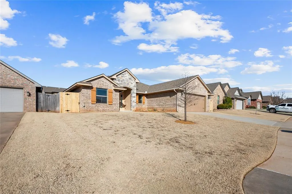 Photo 4 — 8425 NW 140th Street, Oklahoma City, OK 73142