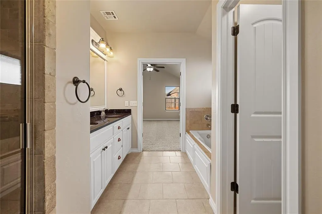 Photo 34 — 8425 NW 140th Street, Oklahoma City, OK 73142