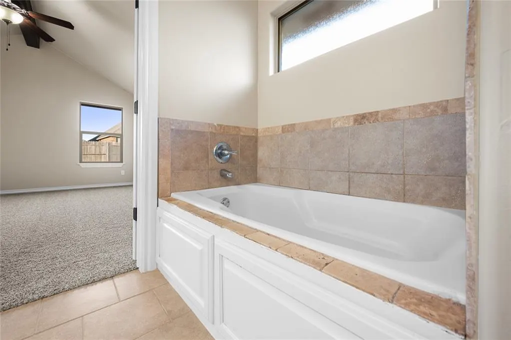 Photo 37 — 8425 NW 140th Street, Oklahoma City, OK 73142