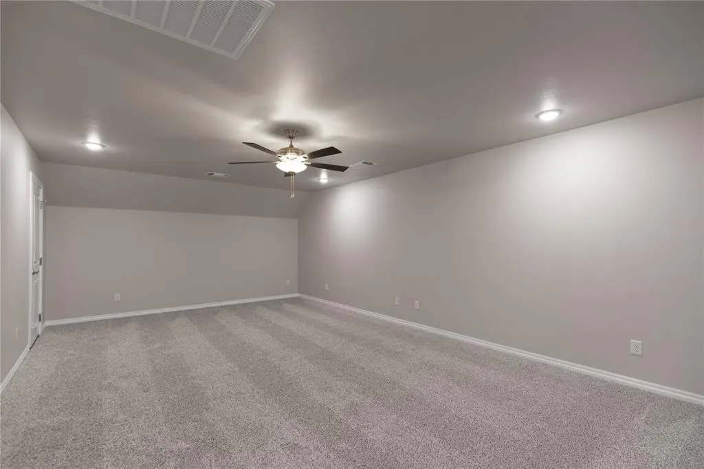 Photo 22 — 8717 Ryker Road, Yukon, OK 73099