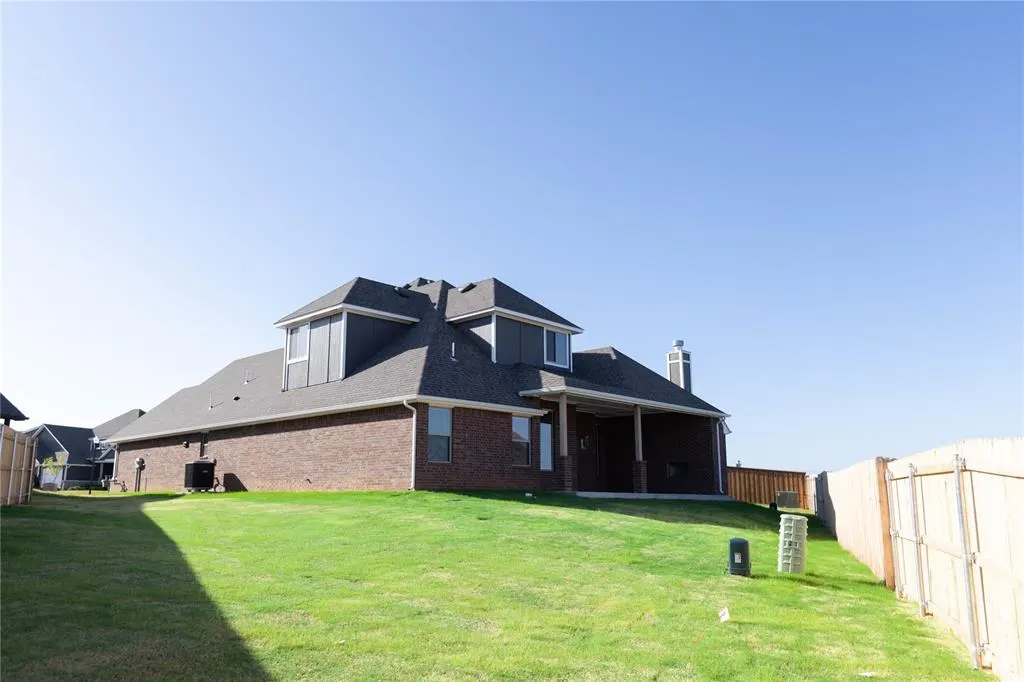 Photo 38 — 8717 Ryker Road, Yukon, OK 73099