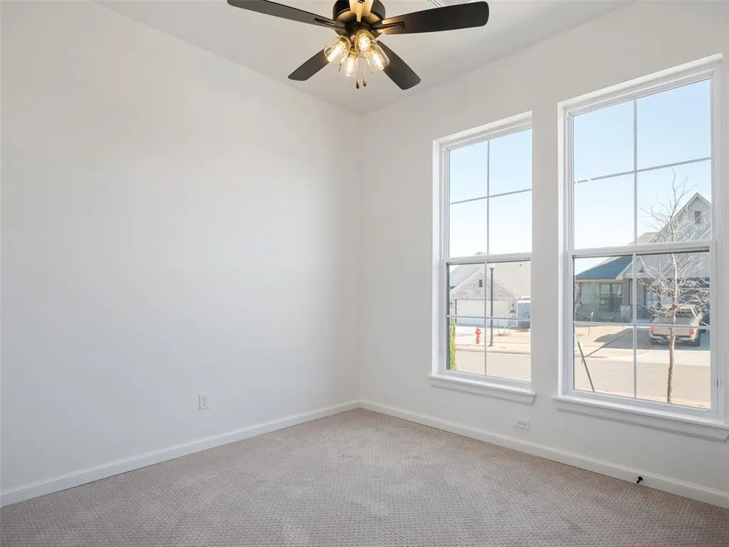 Photo 4 — 3714 Hardy Drive, Norman, OK 73069