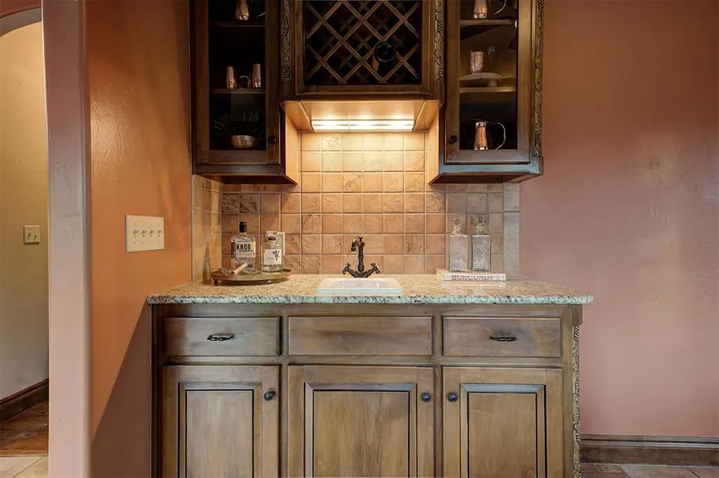 Photo 10 — 1918 Winding Ridge Road, Edmond, OK 73034