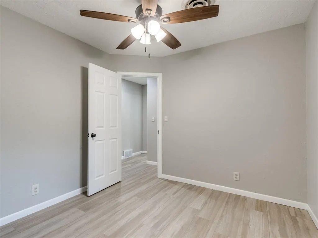 Photo 13 — 1612 Cherry Stone Street, Norman, OK 73072