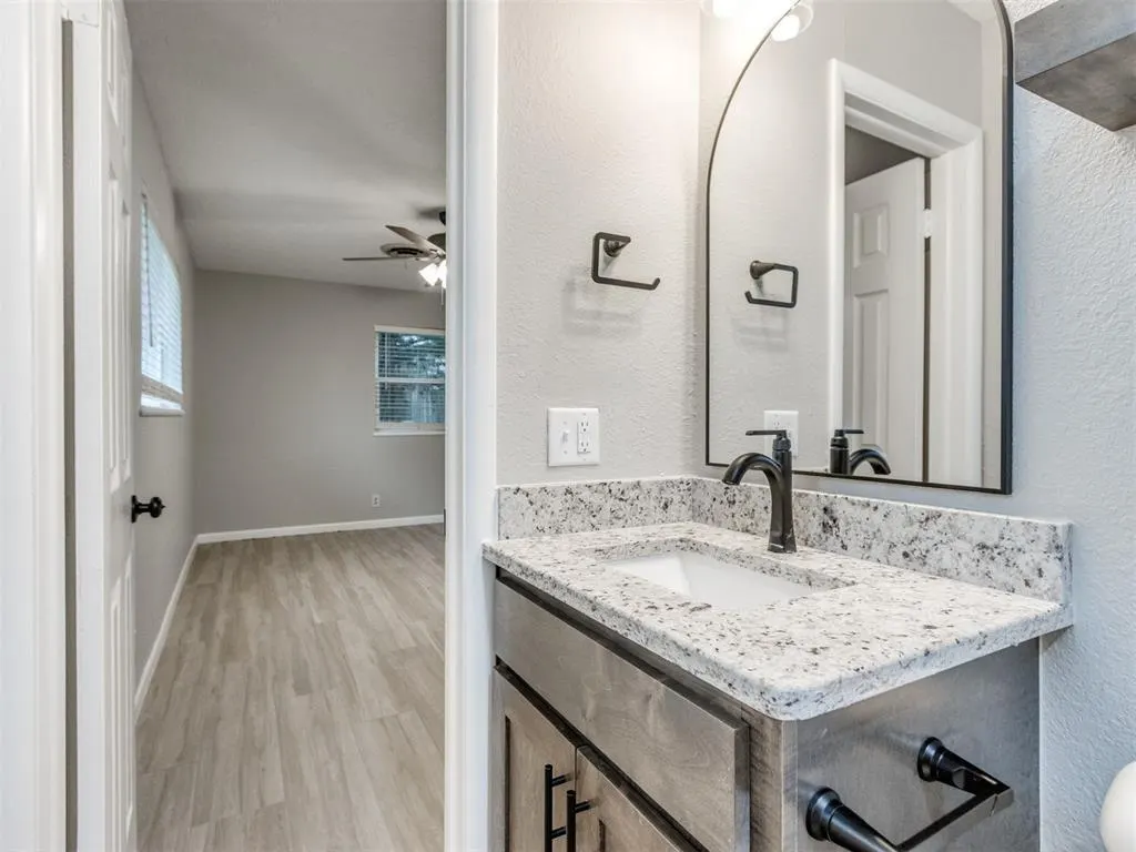 Photo 24 — 1612 Cherry Stone Street, Norman, OK 73072