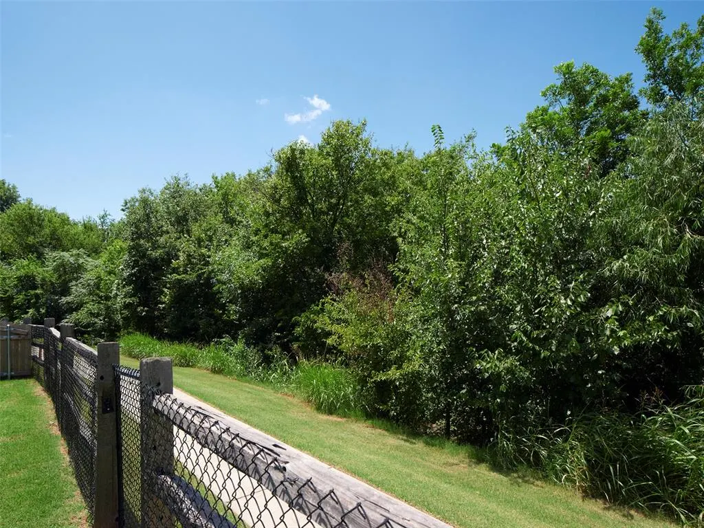 Photo 28 — 305 Carat Drive, Yukon, OK 73099