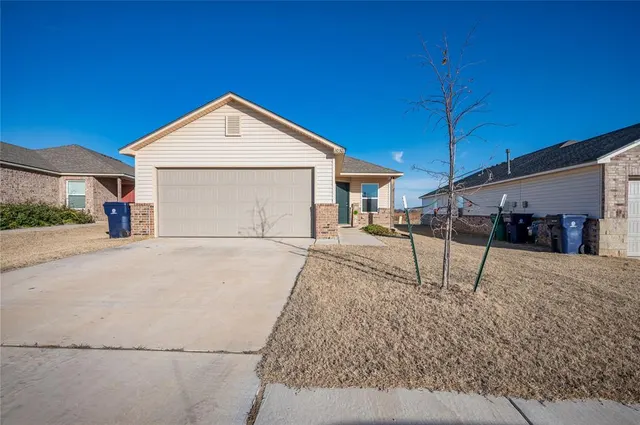 Photo 2 — 10301 NW 19th Street, Oklahoma City, OK 73127
