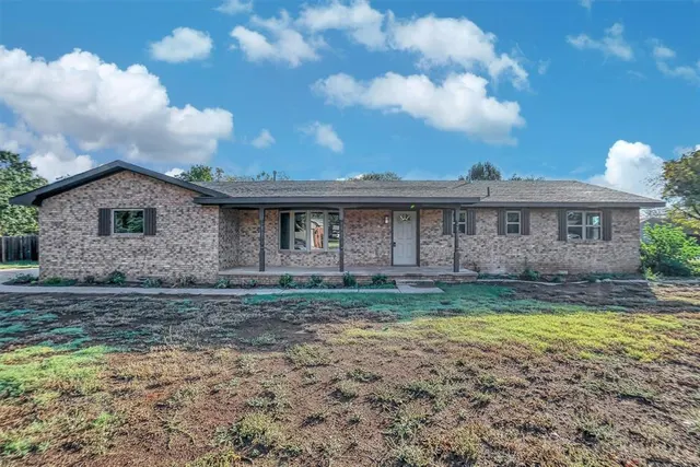 Photo 2 — 602 N Oklahoma Avenue, Elk City, OK 73644
