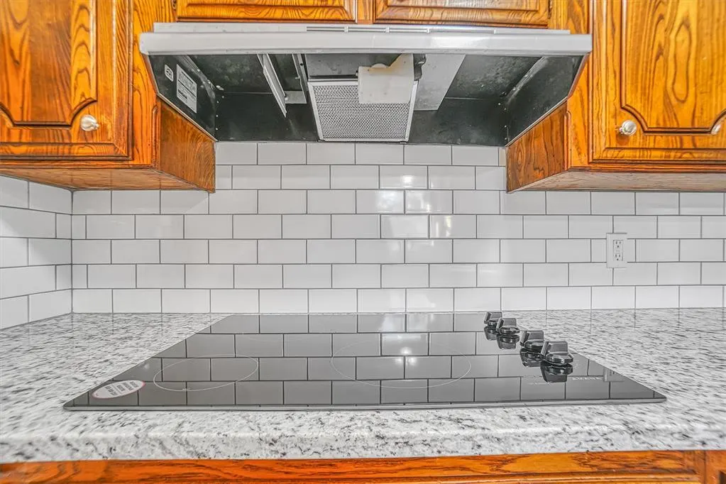 Photo 12 — 602 N Oklahoma Avenue, Elk City, OK 73644