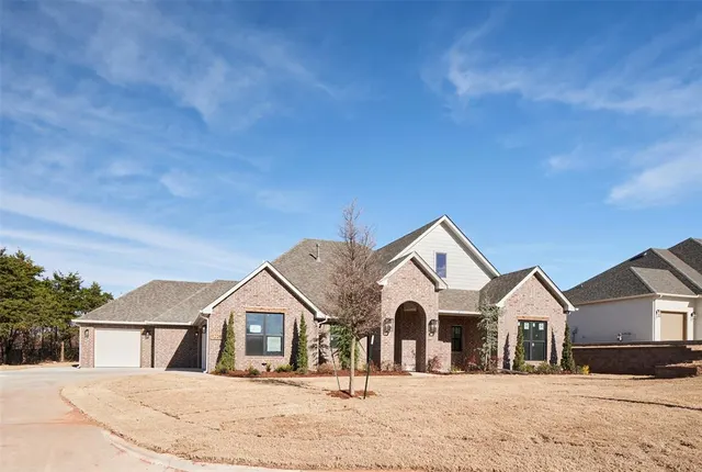 Photo 4 — 9225 SW 90th Street, Mustang, OK 73064