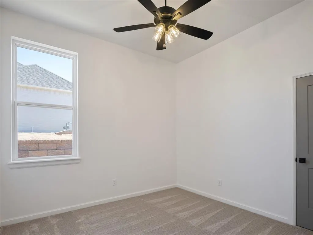 Photo 13 — 9225 SW 90th Street, Mustang, OK 73064
