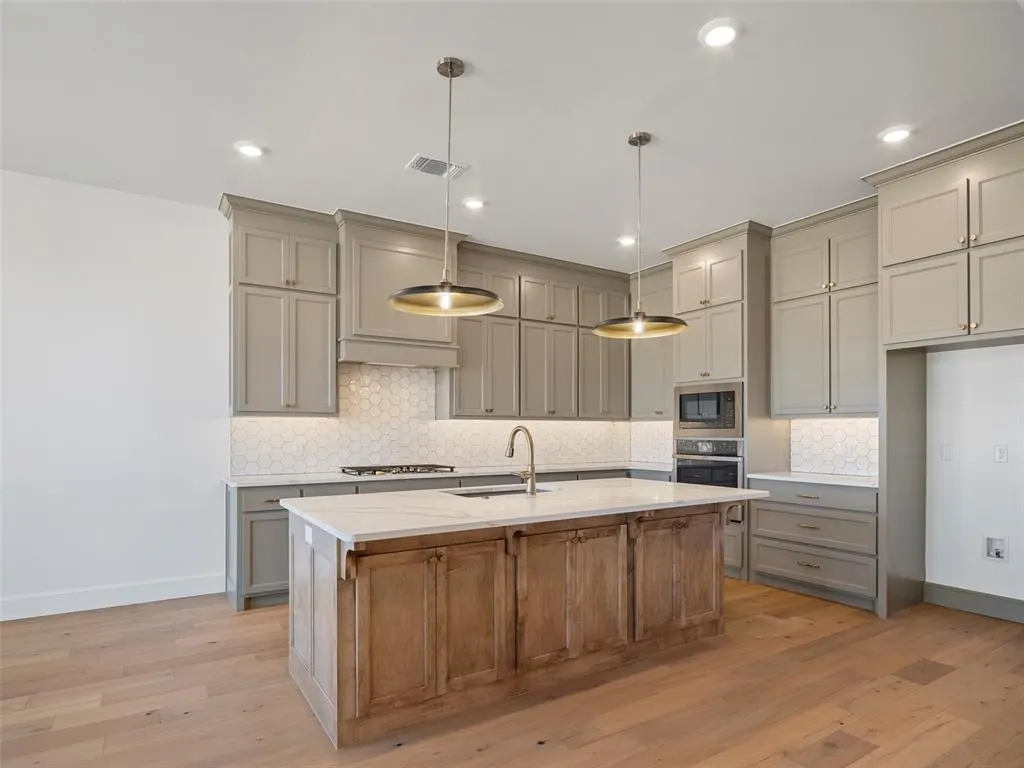 Photo 22 — 9225 SW 90th Street, Mustang, OK 73064