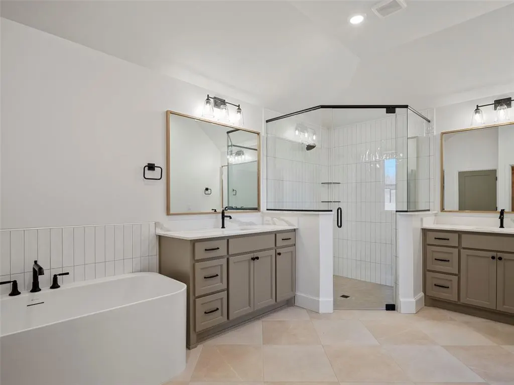 Photo 40 — 9225 SW 90th Street, Mustang, OK 73064