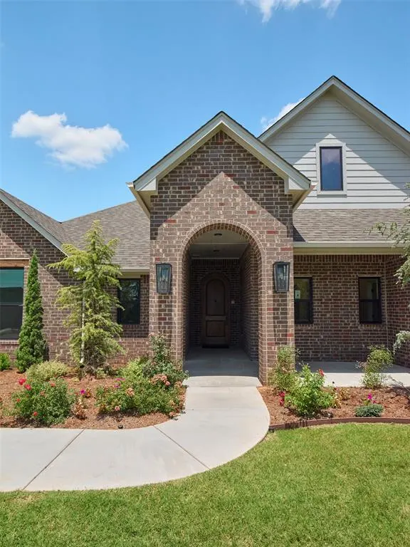 Photo 2 — 9225 SW 90th Street, Mustang, OK 73064