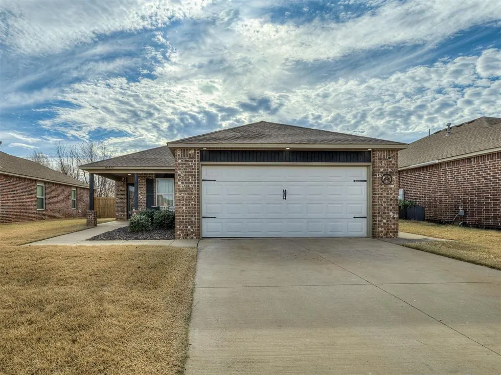 Photo 2 — 10452 NW 17th Street, Oklahoma City, OK 73127