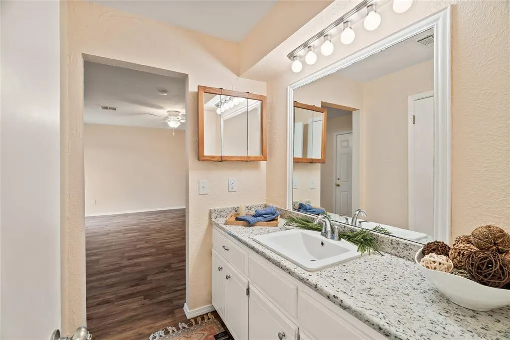 Photo 11 — 2515 W Hefner Road, Oklahoma City, OK 73120