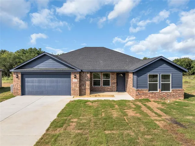Front exterior — 803 Indian Plains Road, Ardmore, OK 73401