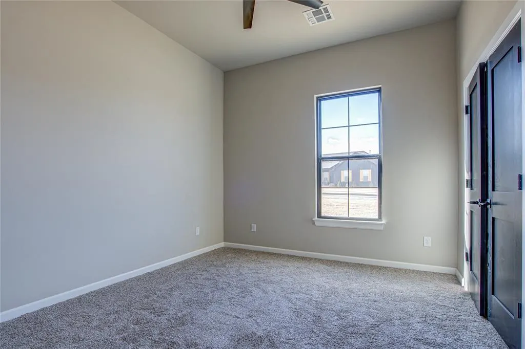 Photo 15 — 1050 Colonial Avenue, Tuttle, OK 73089