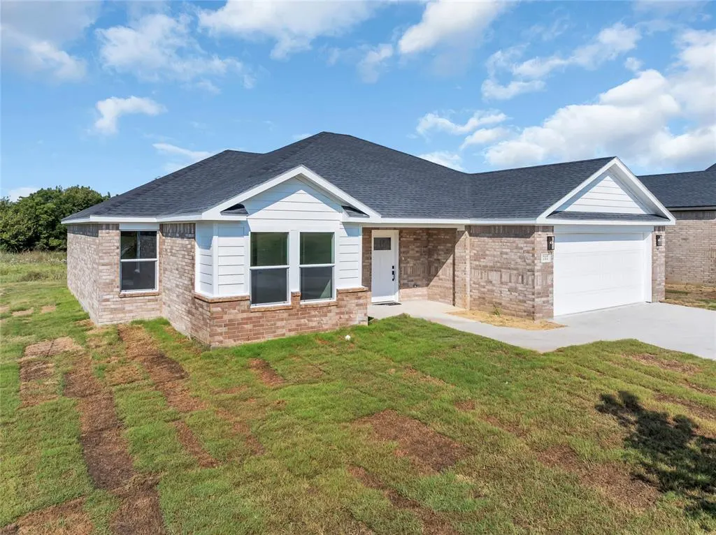 Photo 2 — 921 Indian Plains Road, Ardmore, OK 73401