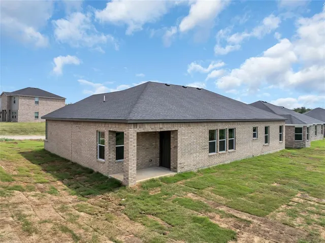 Photo 2 — 815 Indian Plains Road, Ardmore, OK 73401