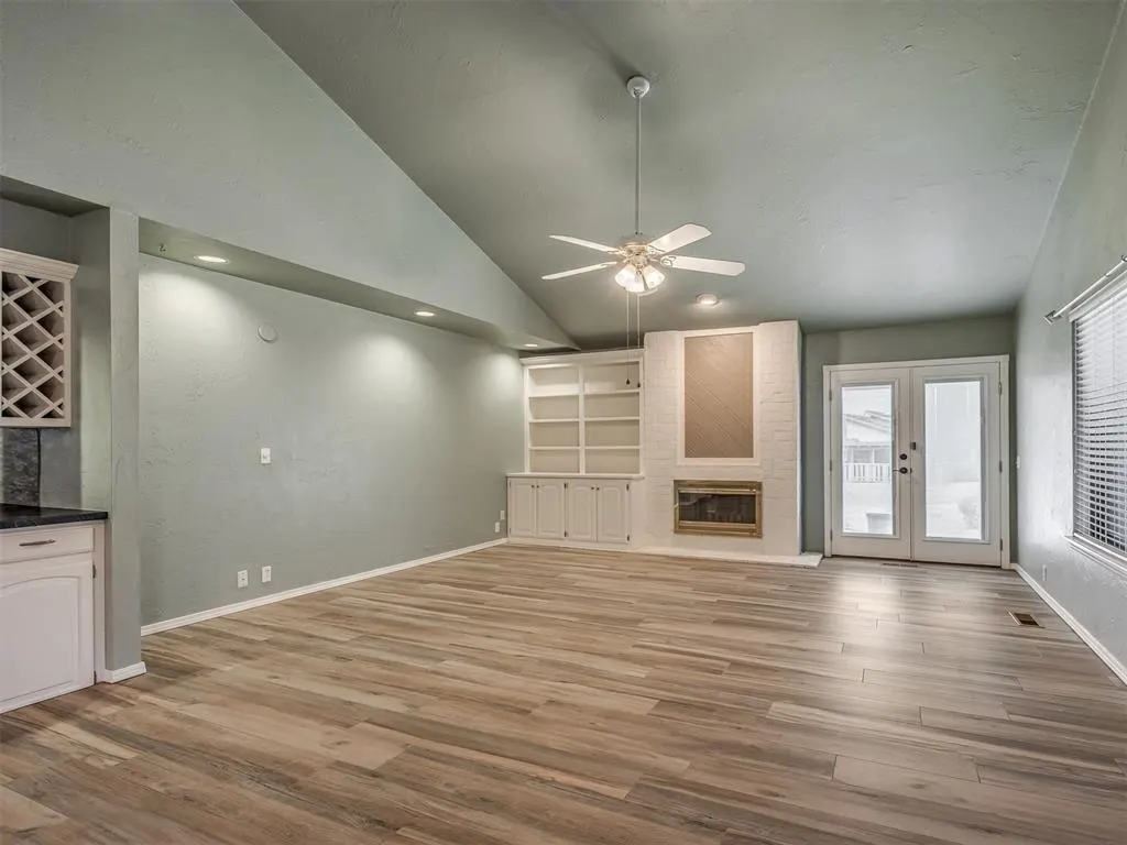 Photo 6 — 9923 Hefner Village Place, Oklahoma City, OK 73162