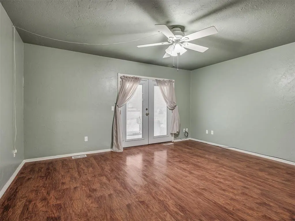 Photo 24 — 9923 Hefner Village Place, Oklahoma City, OK 73162