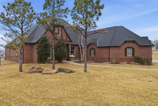Sold home at 22087 Black Walnut Circle