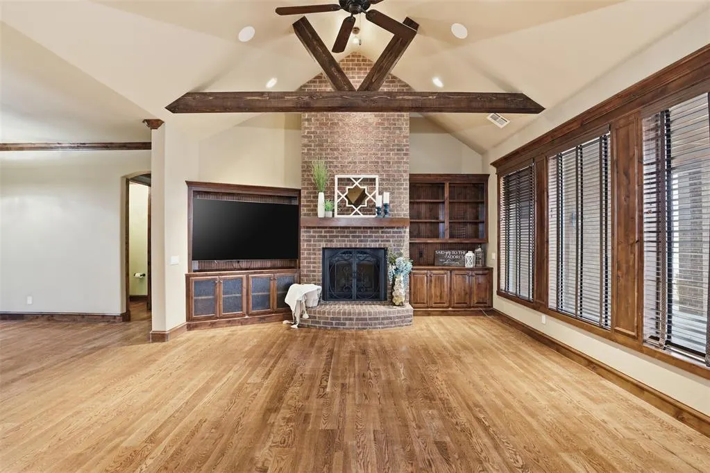 Photo 7 — 22087 Black Walnut Circle, Edmond, OK 73012