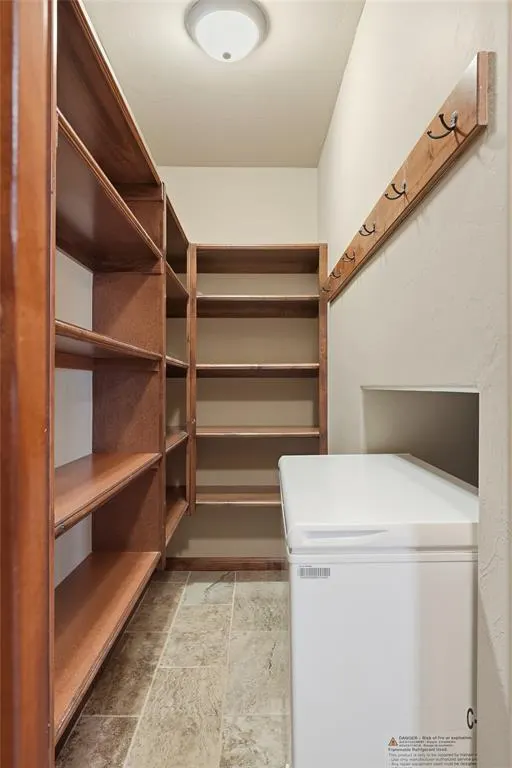 Photo 15 — 22087 Black Walnut Circle, Edmond, OK 73012