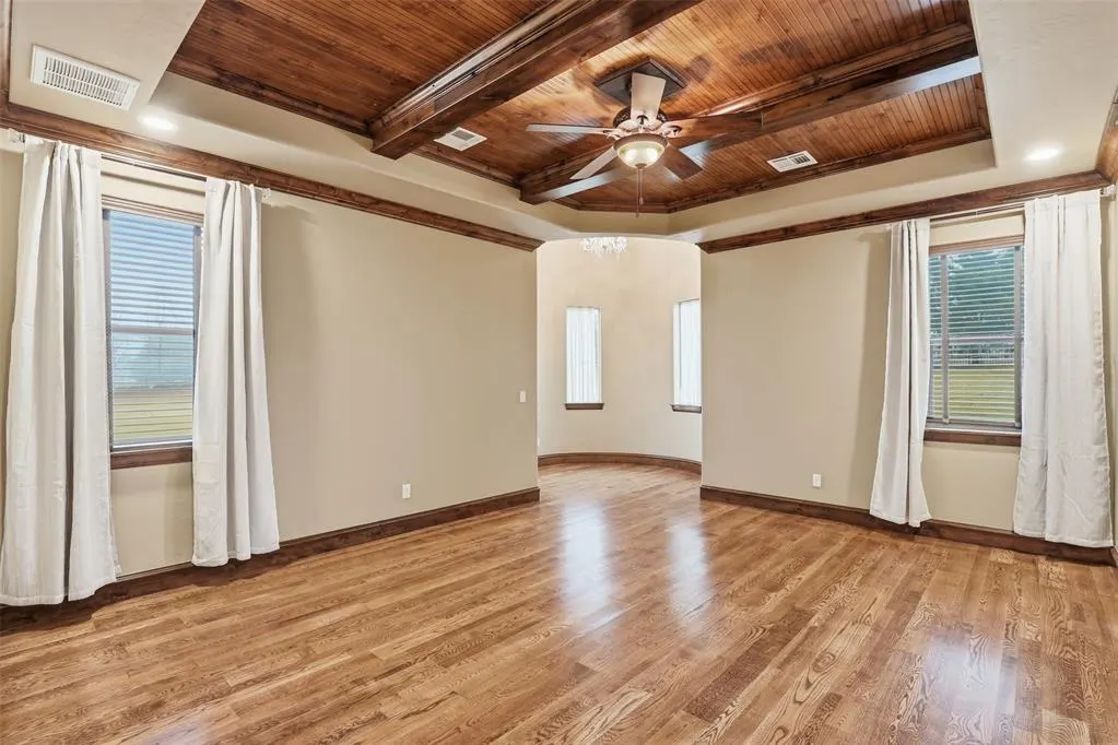 Photo 19 — 22087 Black Walnut Circle, Edmond, OK 73012