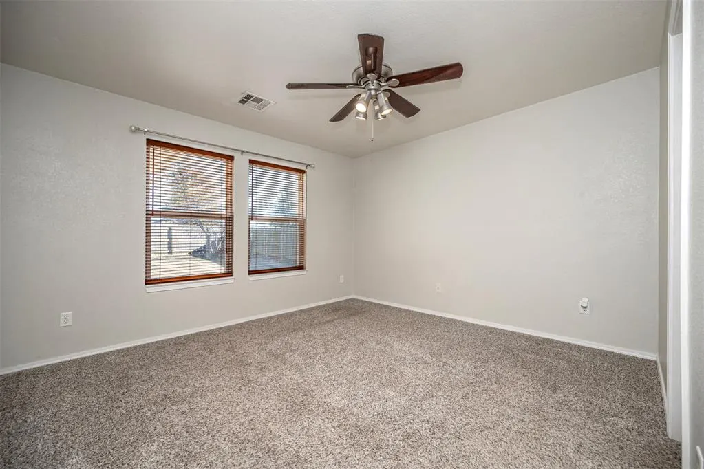Photo 15 — 9244 Snowberry Drive, Oklahoma City, OK 73165