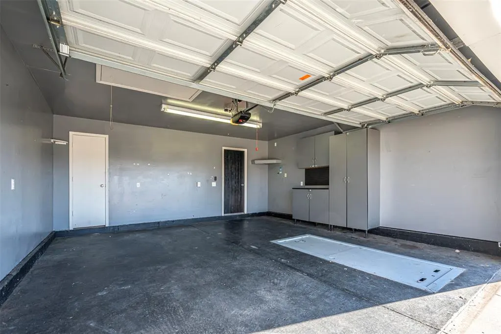 Photo 33 — 9244 Snowberry Drive, Oklahoma City, OK 73165