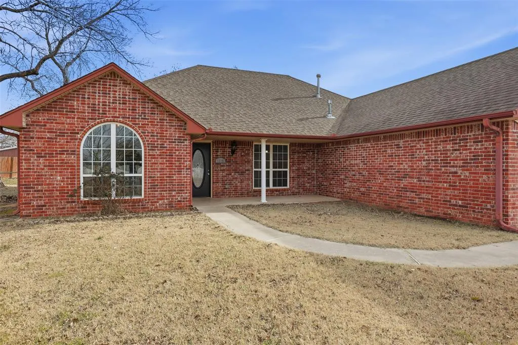 Photo 5 — 1115 N 3rd Avenue, Stroud, OK 74079