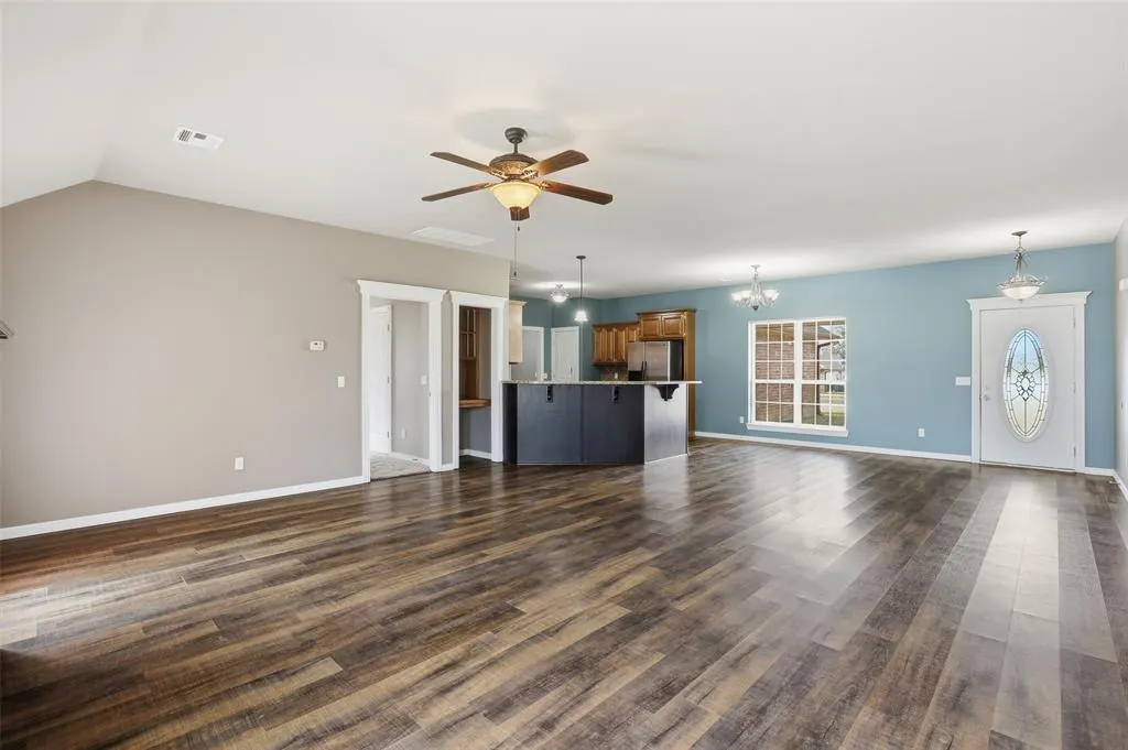 Photo 9 — 1115 N 3rd Avenue, Stroud, OK 74079