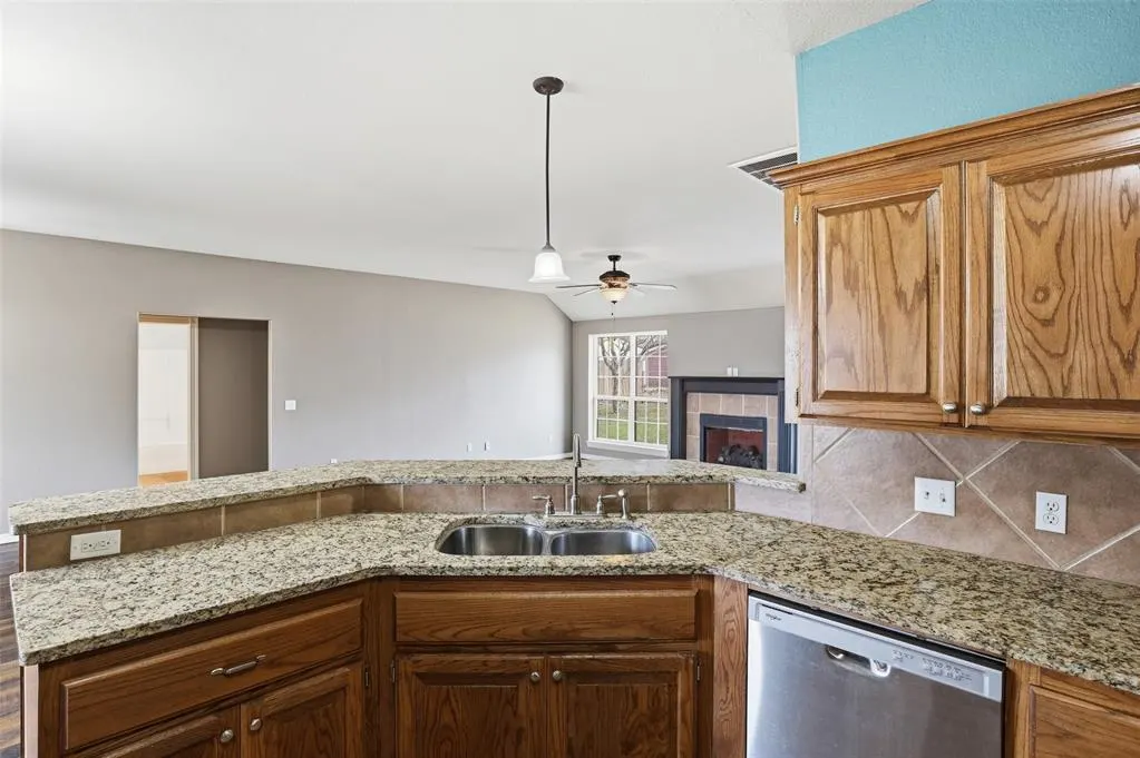 Photo 16 — 1115 N 3rd Avenue, Stroud, OK 74079
