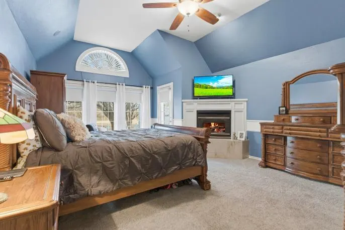 Photo 18 — 2432 Sunup Drive, Clinton, OK 73601