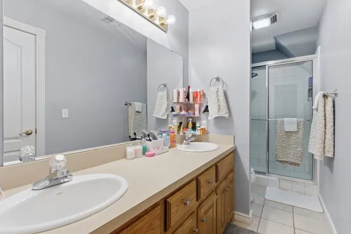 Photo 31 — 2432 Sunup Drive, Clinton, OK 73601