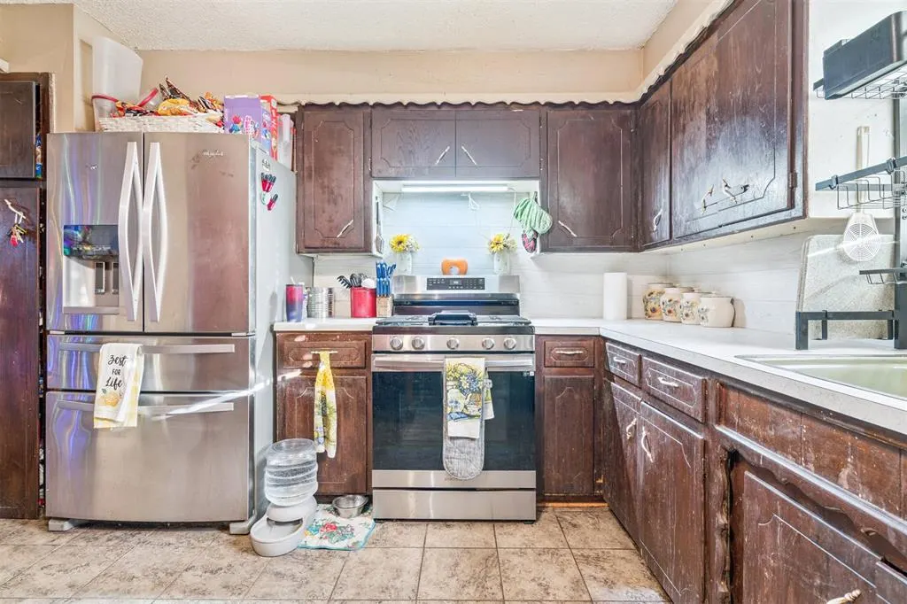 Photo 10 — 5001 S Georgia Place, Oklahoma City, OK 73129