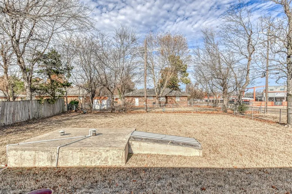 Photo 26 — 1203 Barbour Street, Norman, OK 73069
