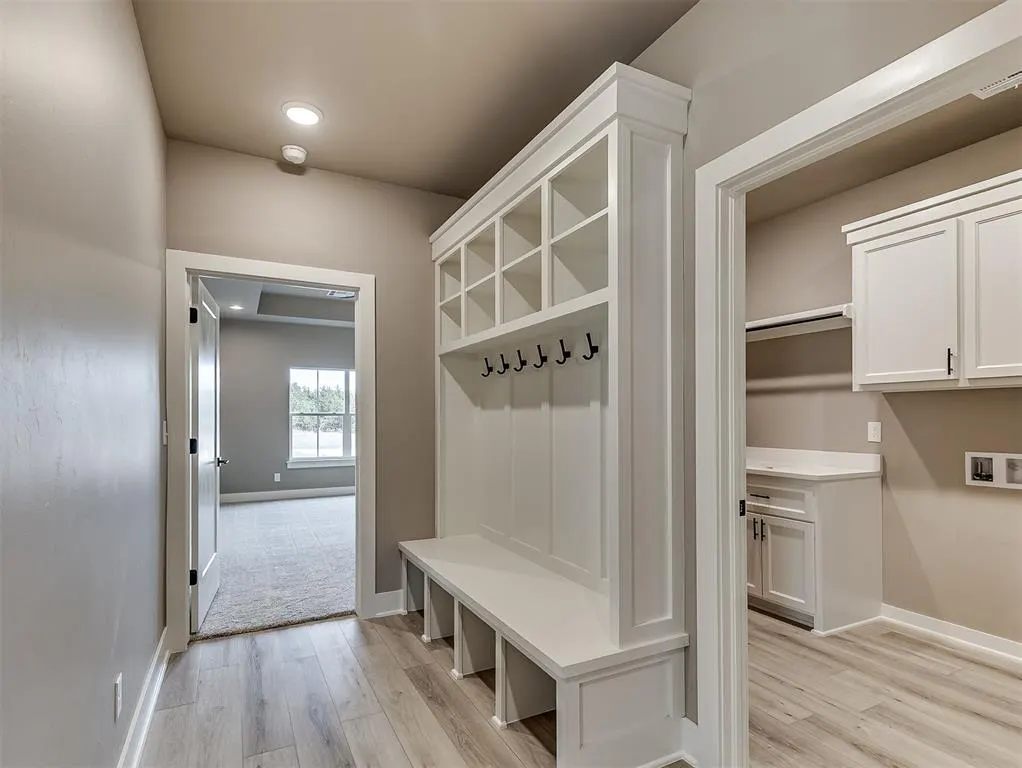 Photo 37 — 21246 Reserve Circle, Harrah, OK 73045