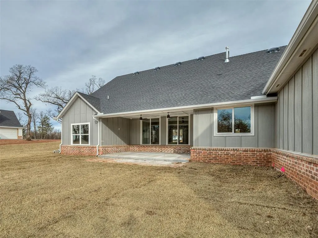 Photo 44 — 21246 Reserve Circle, Harrah, OK 73045