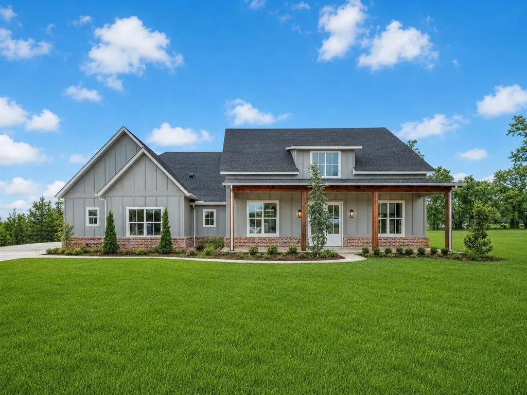 Front exterior — 21246 Reserve Circle, Harrah, OK 73045