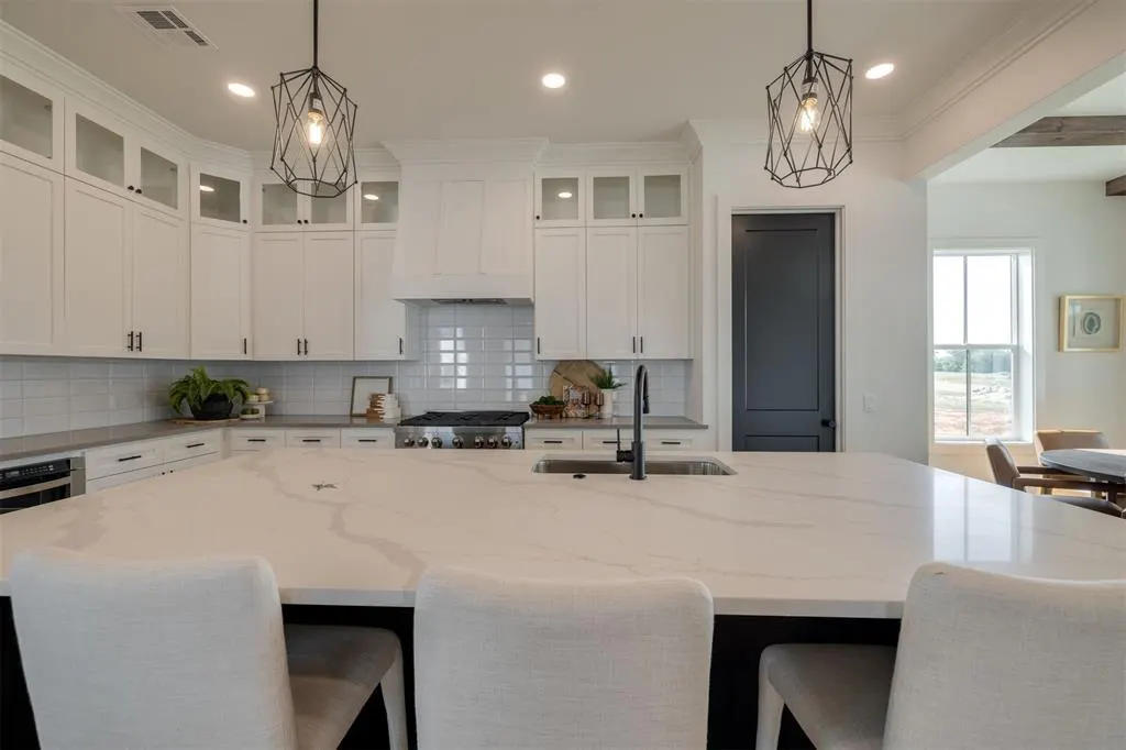 Photo 17 — 18450 Sweetwater Lane, Norman, OK 73072