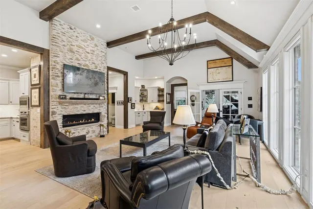 Photo 4 — 5541 Cottontail Lane, Edmond, OK 73025