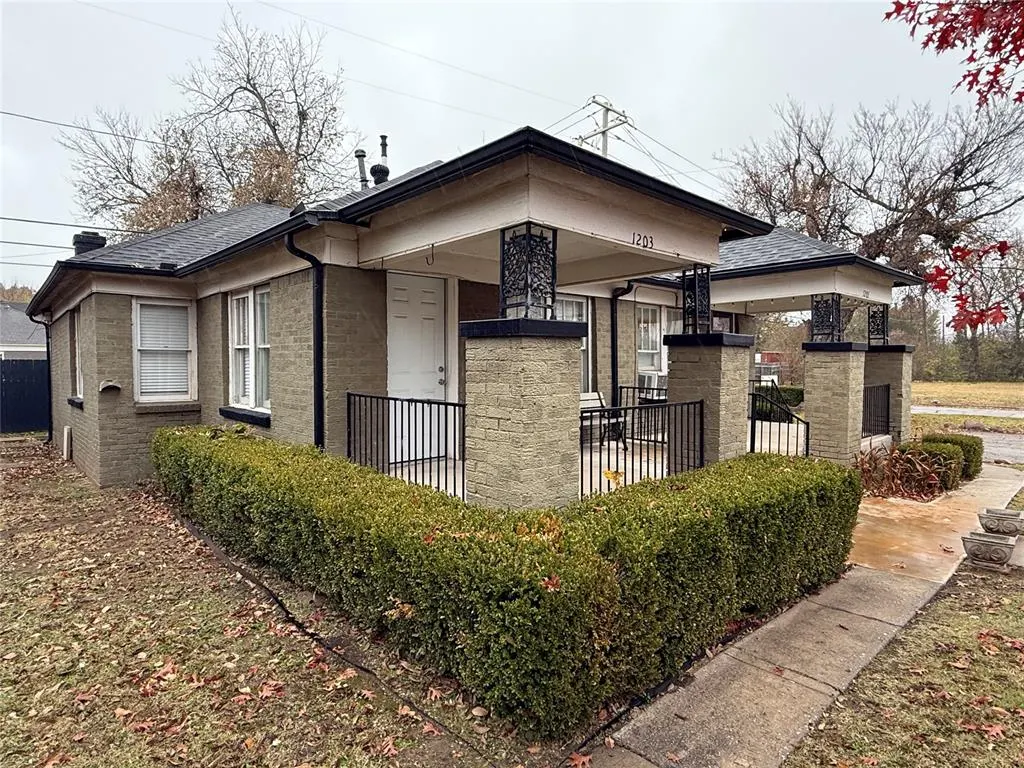 Photo 6 — 1203 Military Court, Oklahoma City, OK 73118